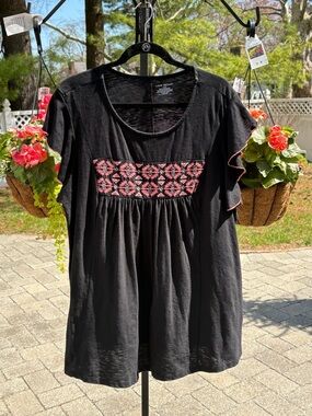 Flirty Top with Embroidered Yoke